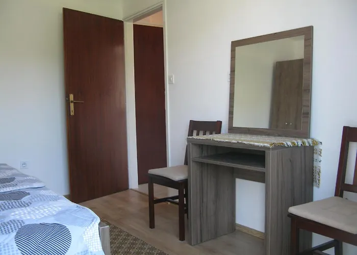 Ivo Apartamento Rab Town